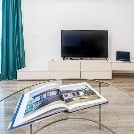 Apartment Eva Solid