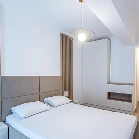 Apartment Eva Solid Mamaia